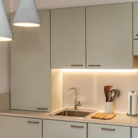 Apartment Bright With Private Garage Cernobbio