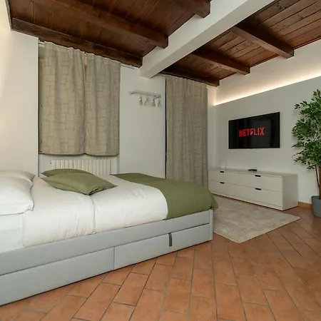 Apartment Bright With Private Garage Cernobbio