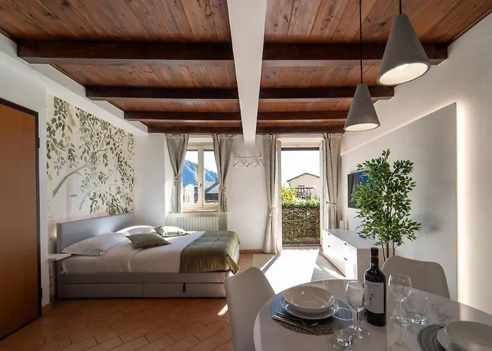 Bright With Private Garage Apartamento *