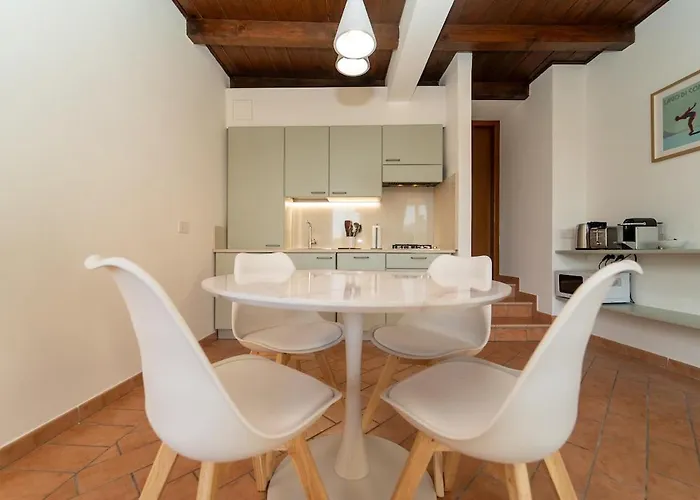 Apartamento Bright With Private Garage Cernobbio
