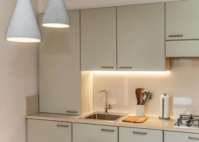 Apartamento Bright With Private Garage Cernobbio