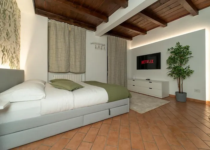 Apartamento Bright With Private Garage Cernobbio